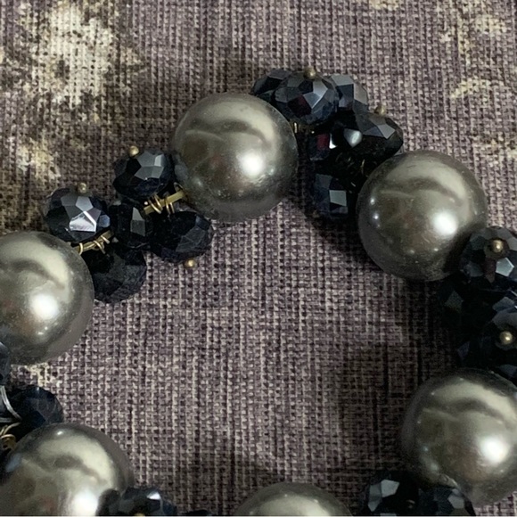 Brand New Costume Set Bobble Necklace and Bracelet Set - Picture 4 of 11